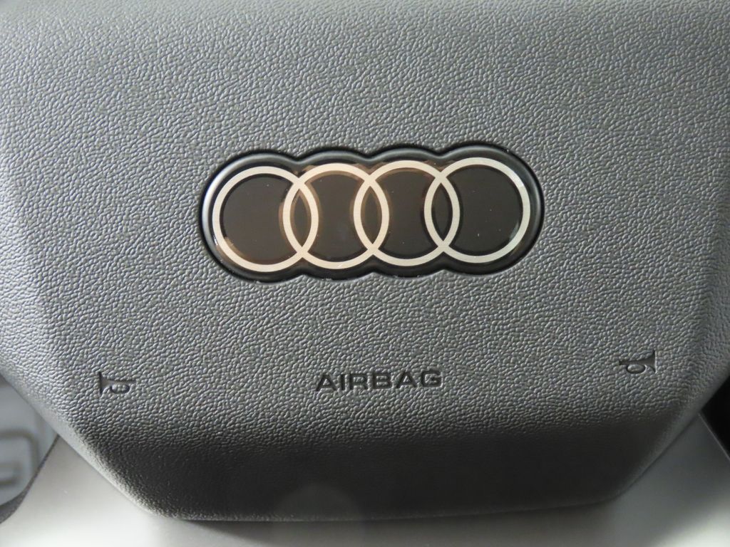 Thumbnail: 2027 Audi Q6 e-tron - 17