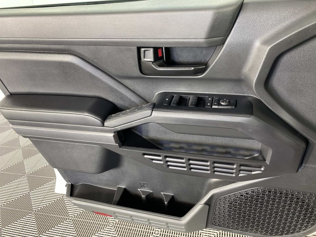 2025 Toyota Tacoma SR5 Ice - Grieco Acura - Image 24