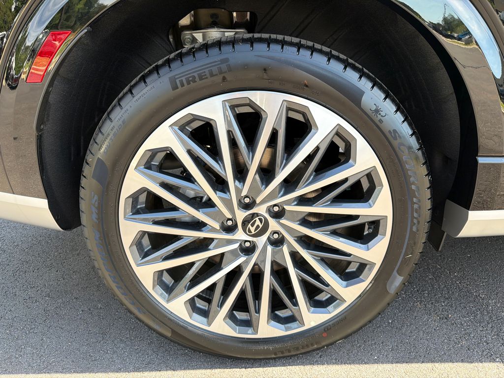 New 2026 Black Hyundai Calligraphy image 19