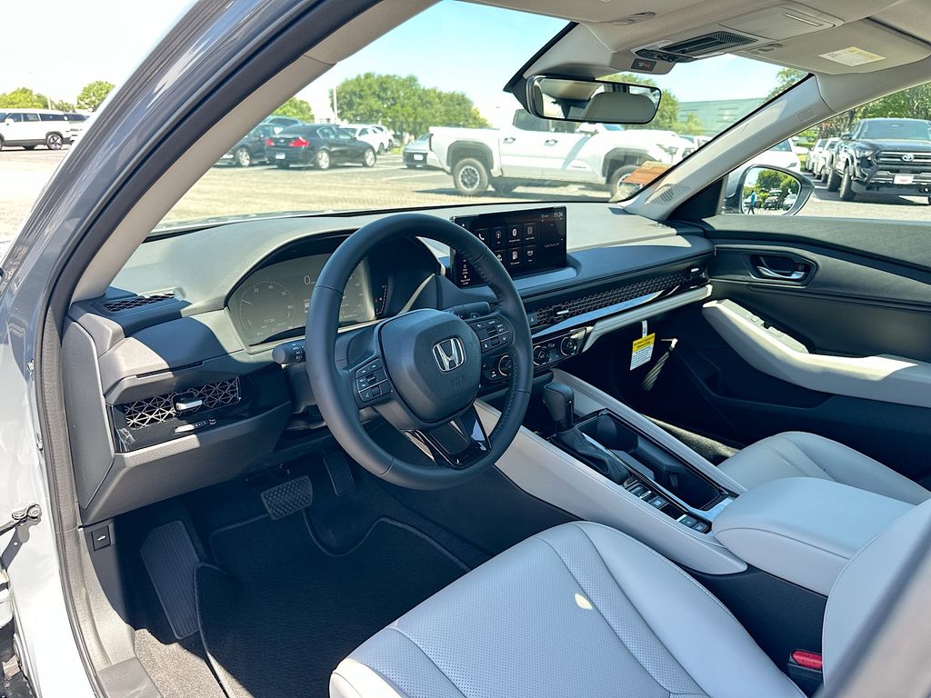 Thumbnail: 2025 Honda Accord - 9