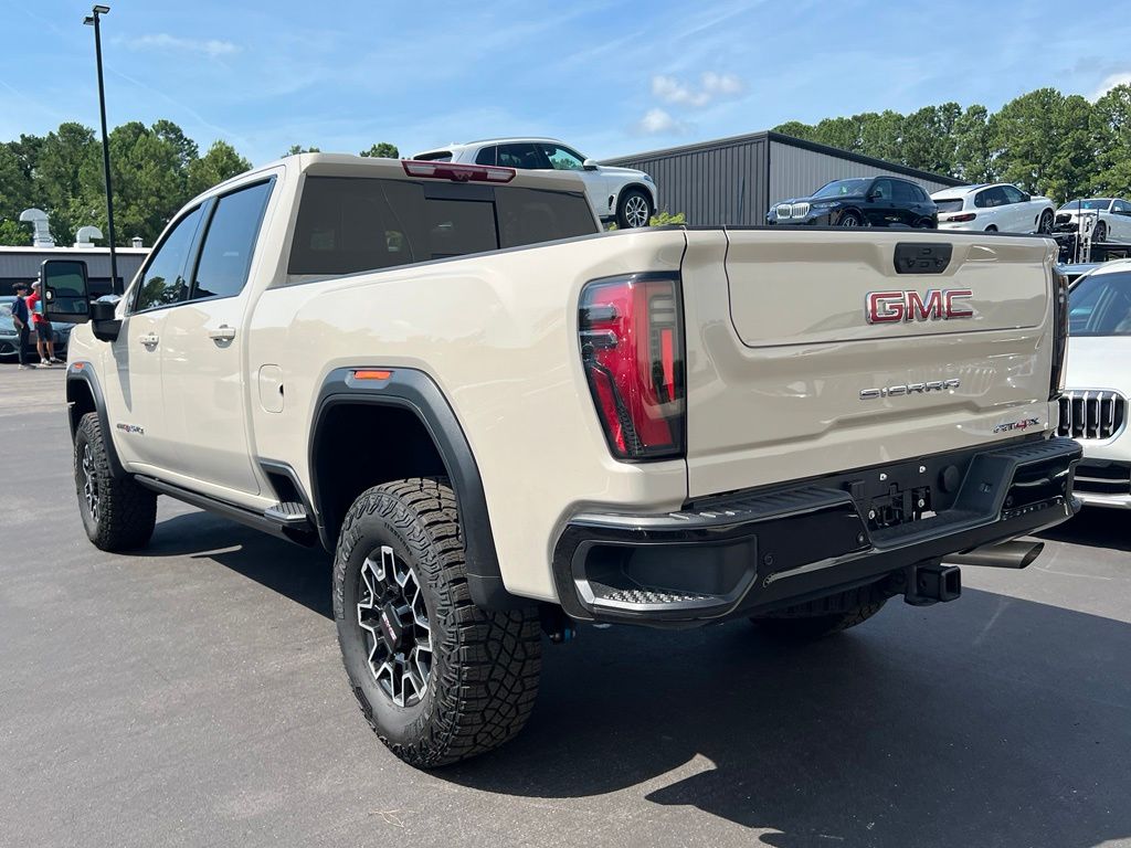Thumbnail: 2026 GMC Sierra 2500 - 4