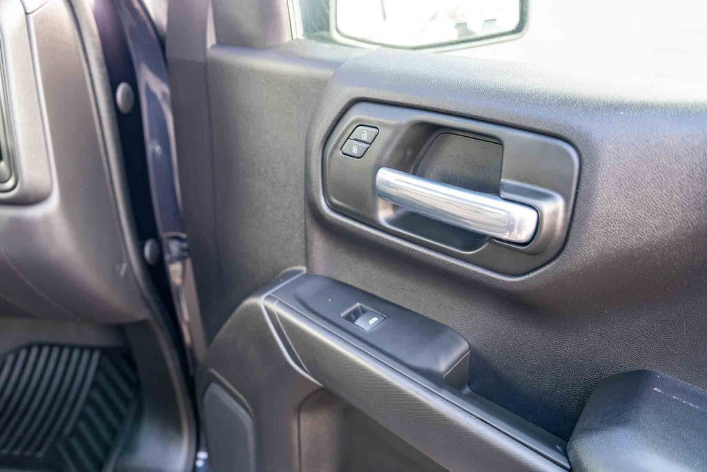 Used Car 2023 Chevrolet Silverado 1500  Custom Trail Boss For Sale Under $40,000 In Austin, Texas