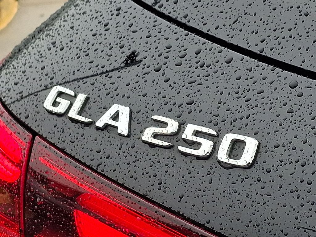 Thumbnail: 2025 Mercedes-Benz GLA - 27
