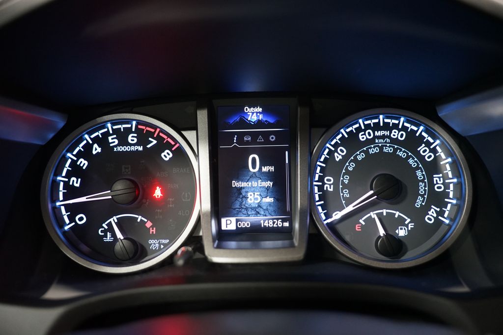 2021 Toyota Tacoma SR5 16
