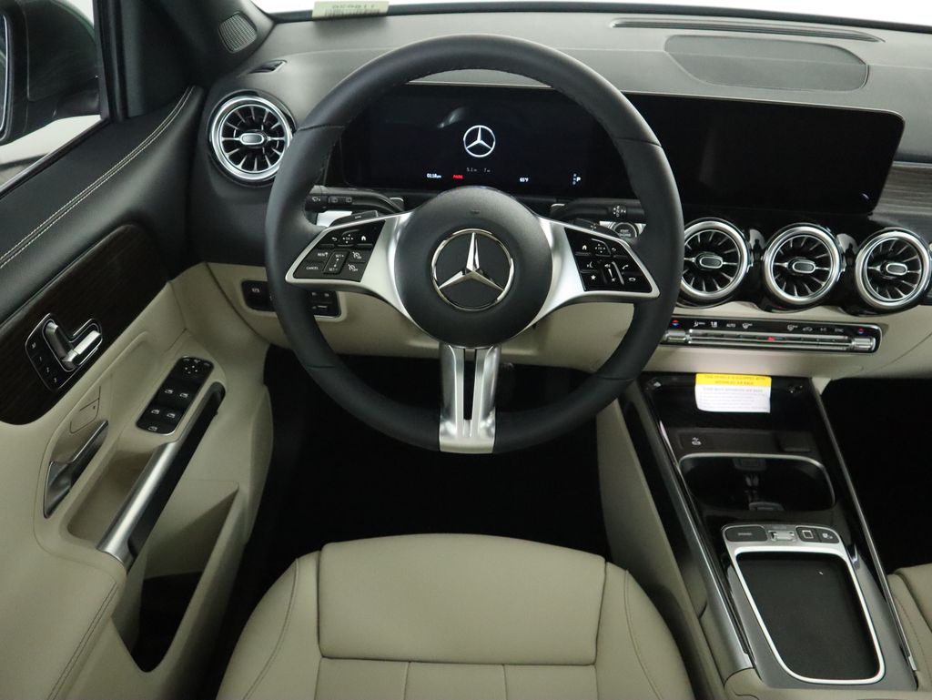 Thumbnail: 2026 Mercedes-Benz GLB - 11