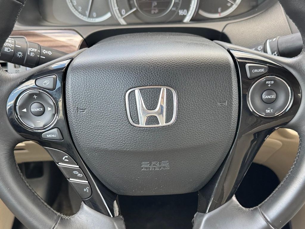 Certified Used 2017 Basque Red Pearl II Honda EX-L image 12