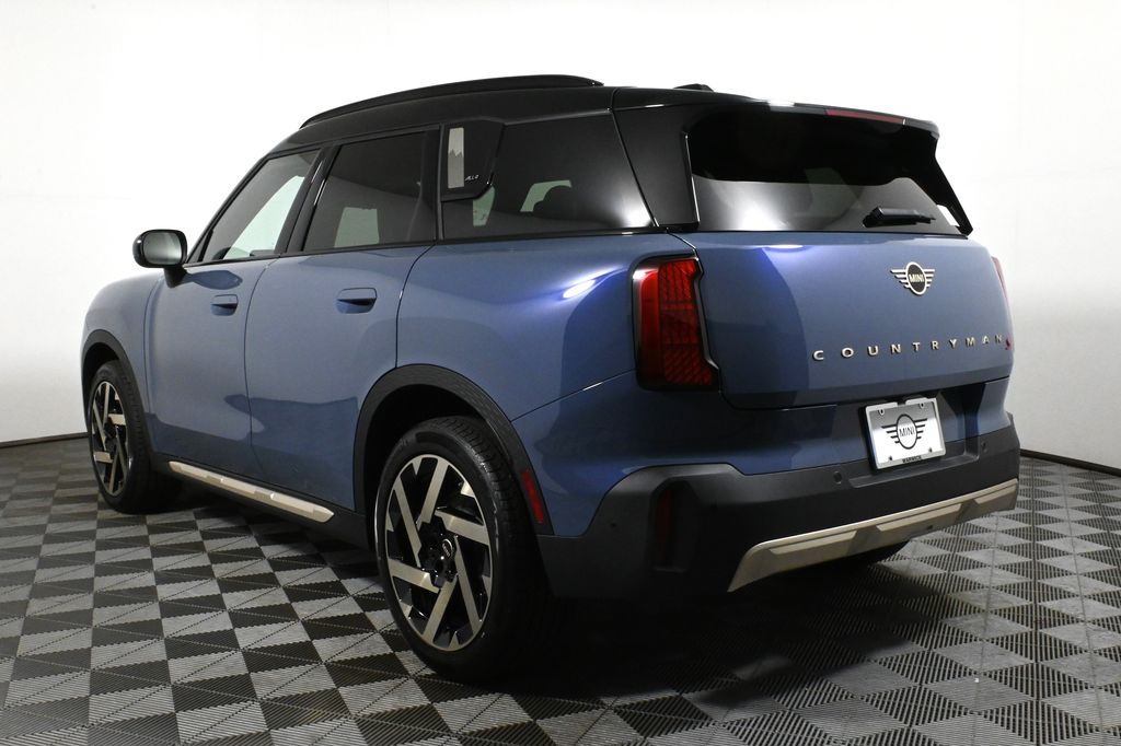 2025 MINI Cooper Countryman Base 5