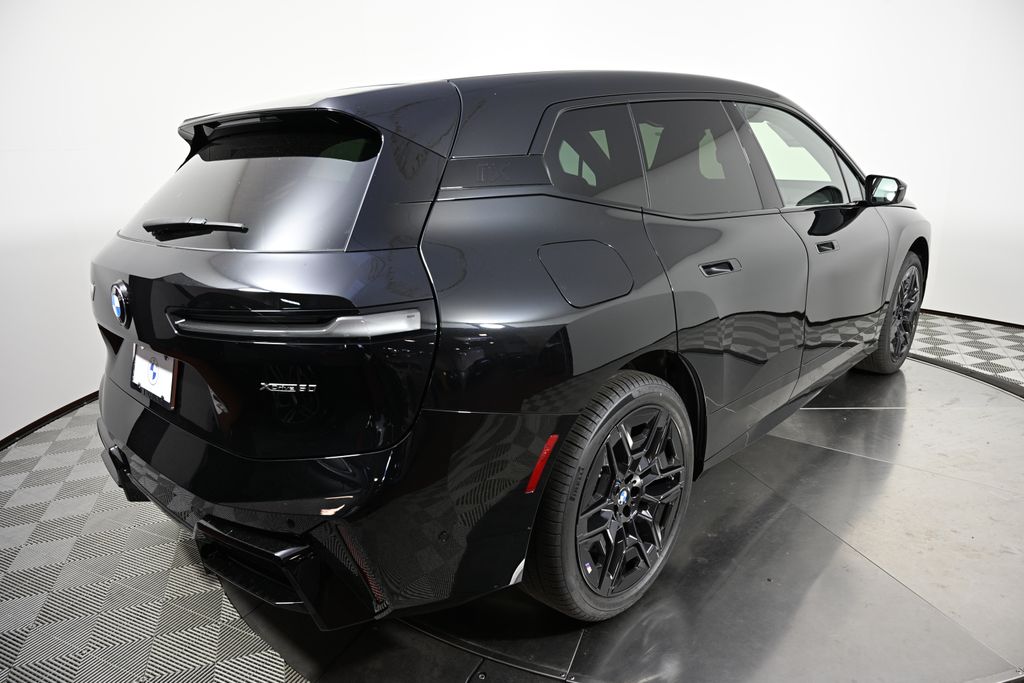 Thumbnail: 2026 BMW iX - 5