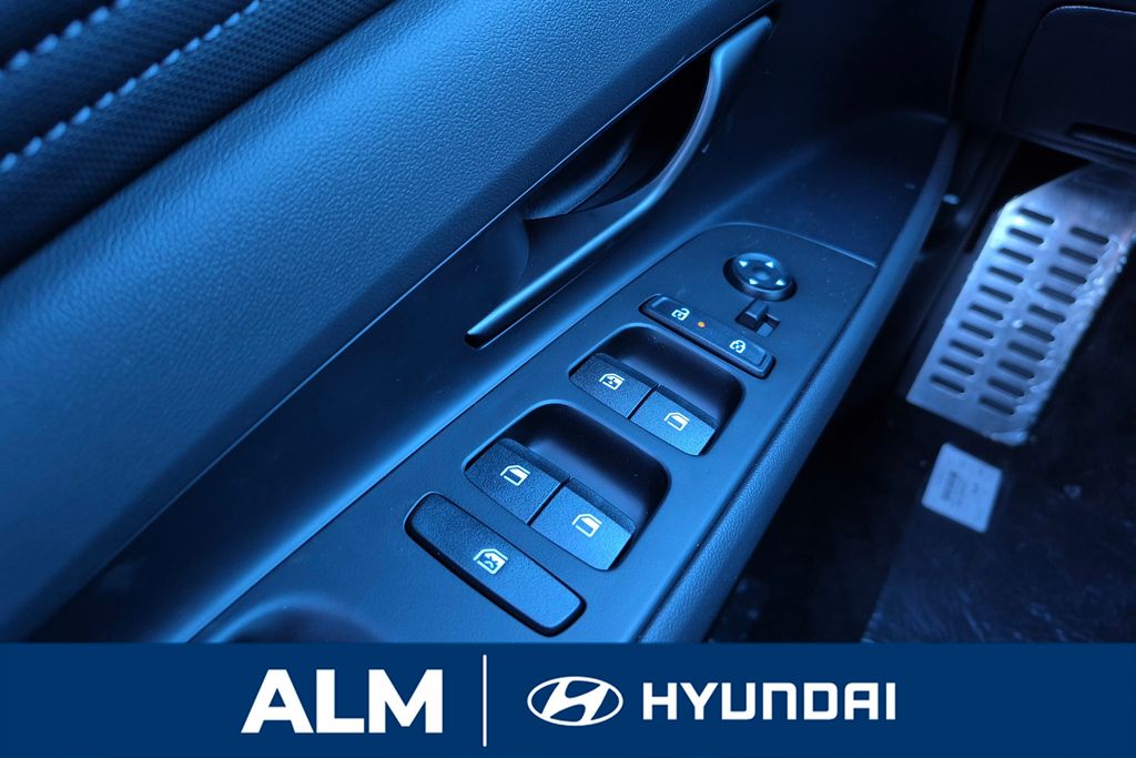New 2026 White Hyundai SEL Sport image 33
