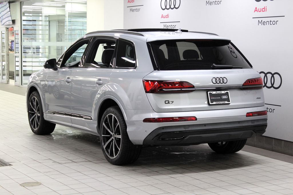 2022 Audi Q7 Premium Plus 4