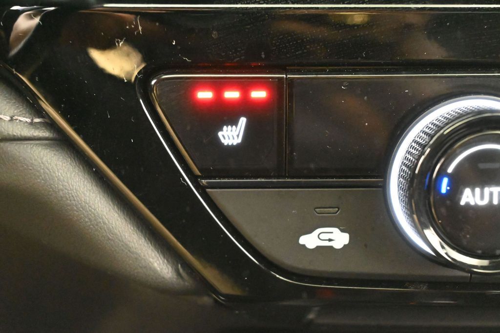 Used 2024 Pearl Honda Sport-L image 21