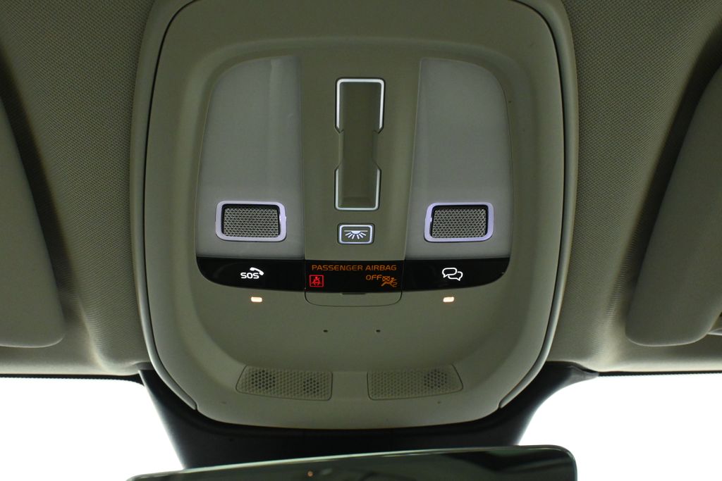 Thumbnail: 2023 Volvo XC60 - 22