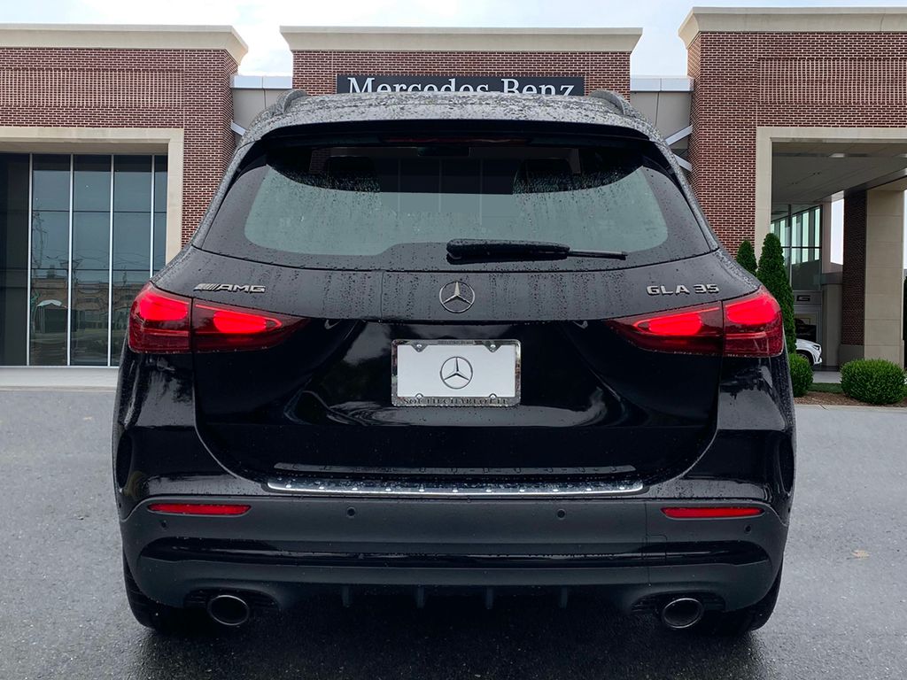 2025 Mercedes-Benz GLA 35 AMG 4