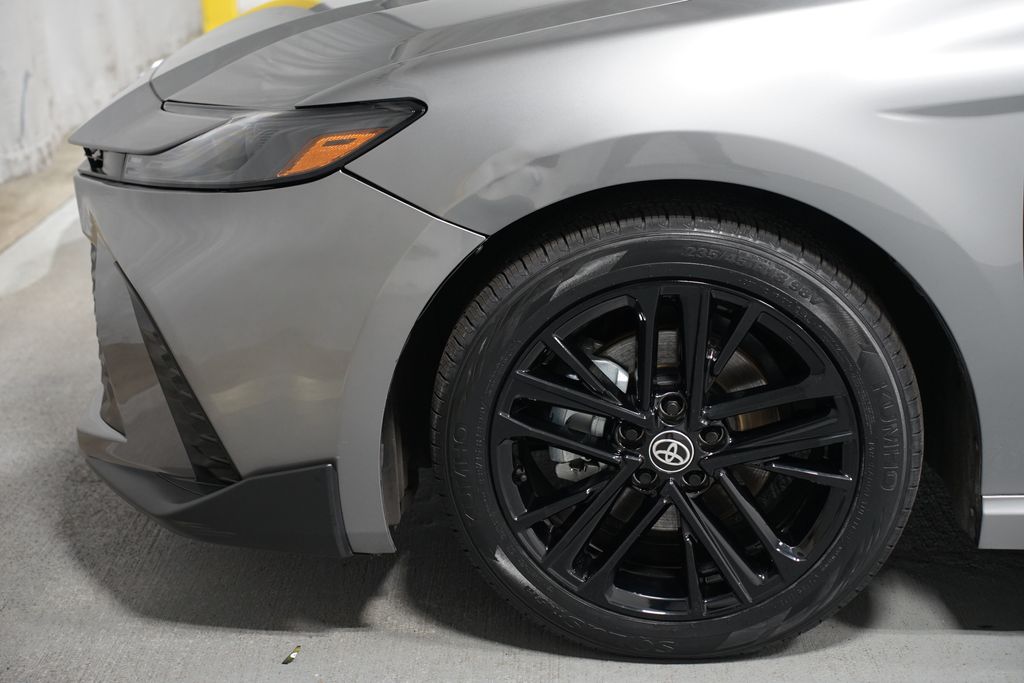 Thumbnail: 2025 Toyota Camry - 5