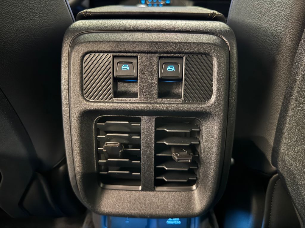 New 2026 White Ford Badlands image 30