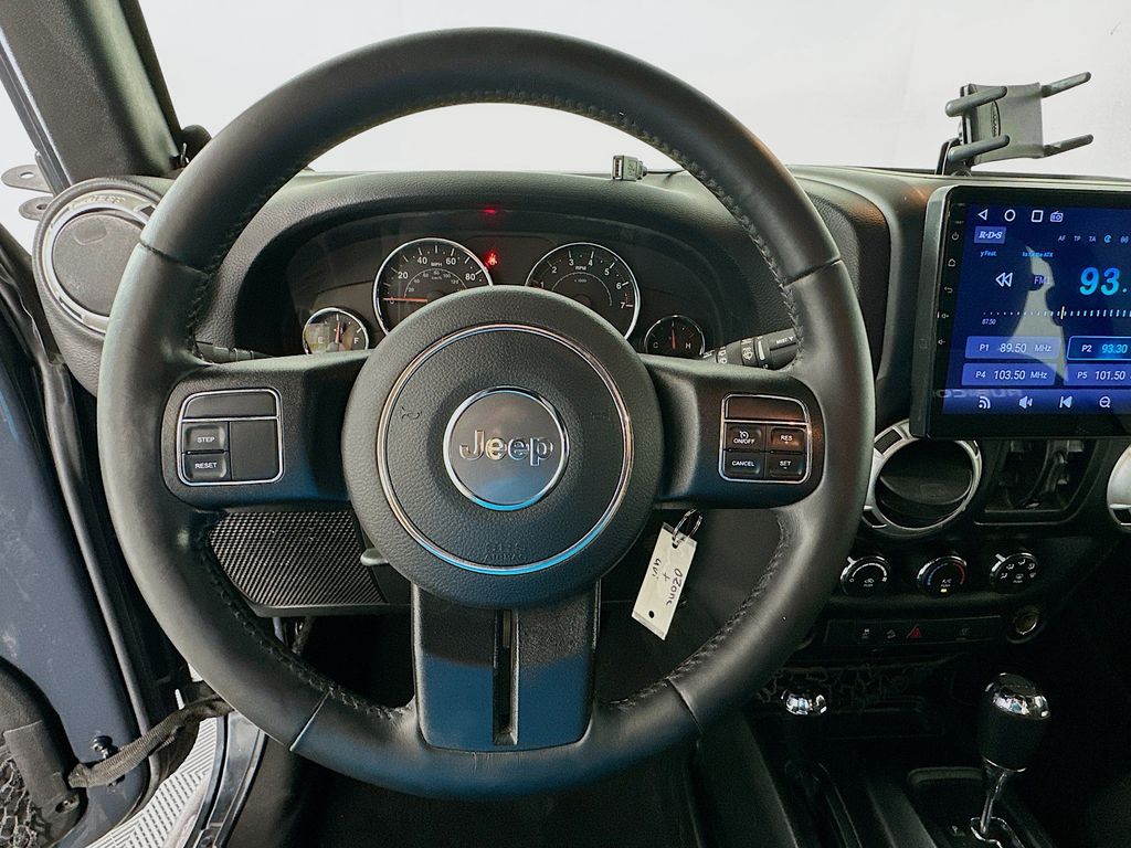 Thumbnail: 2018 Jeep Wrangler - 11