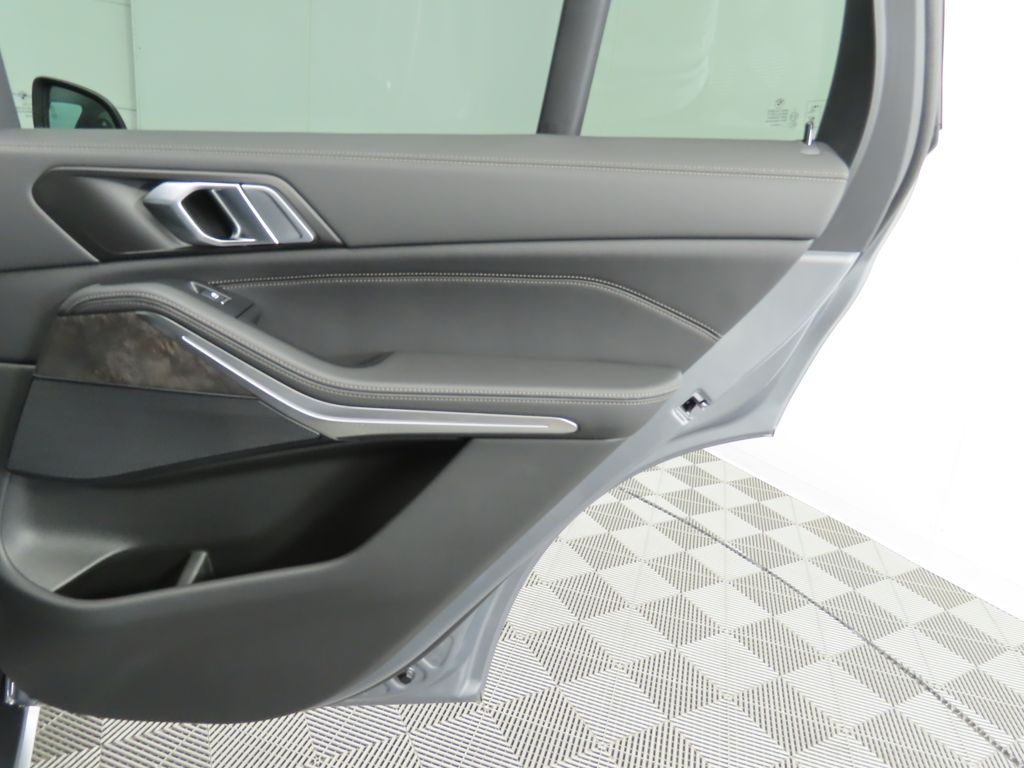 Thumbnail: 2026 BMW X5 - 28