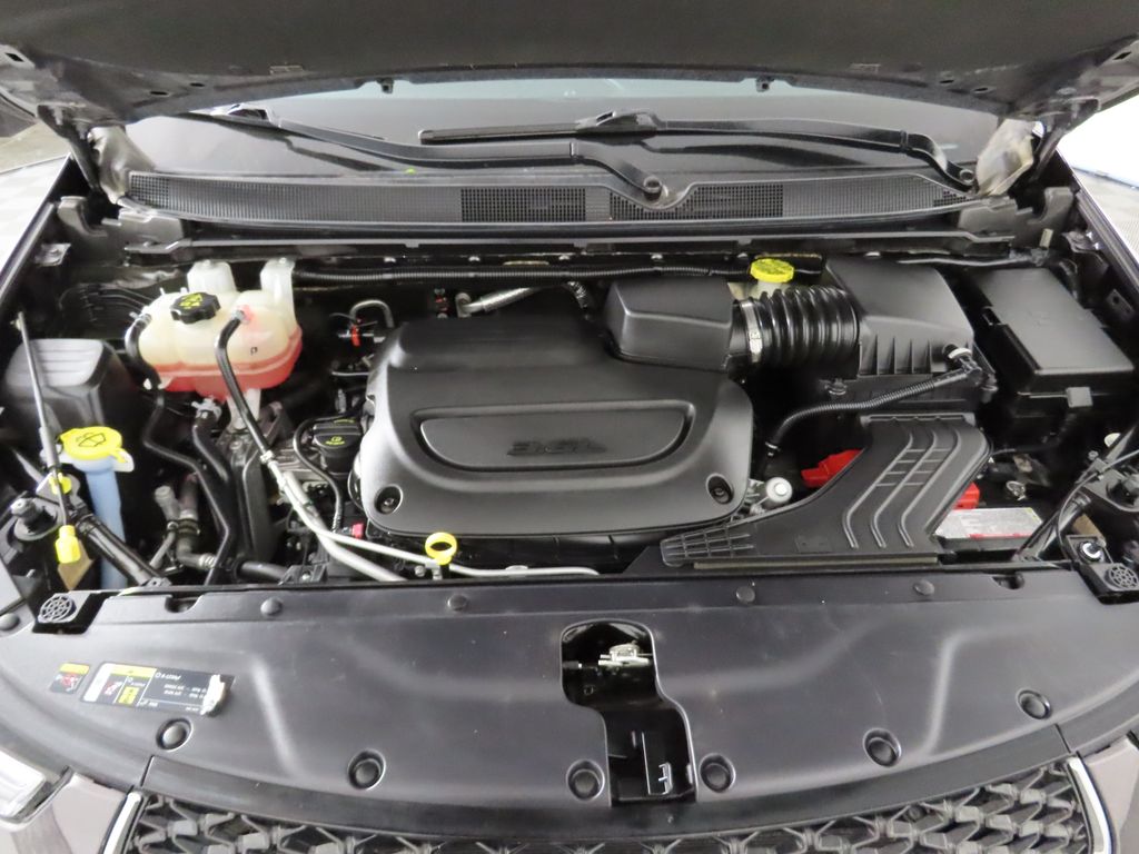 2022 Chrysler Pacifica Touring L 28