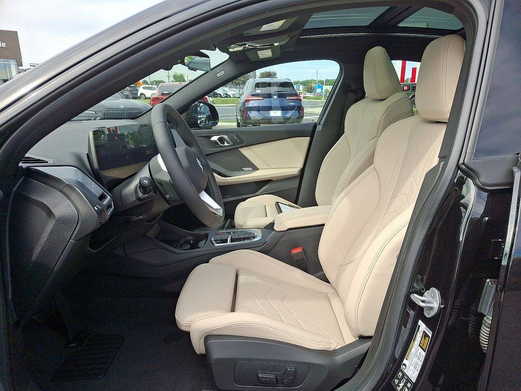 Thumbnail: 2026 BMW 2 Series - 6