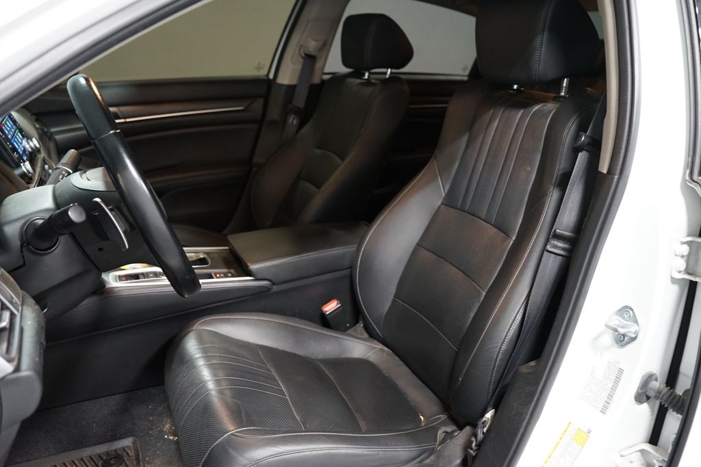 Thumbnail: 2022 Honda Accord - 6