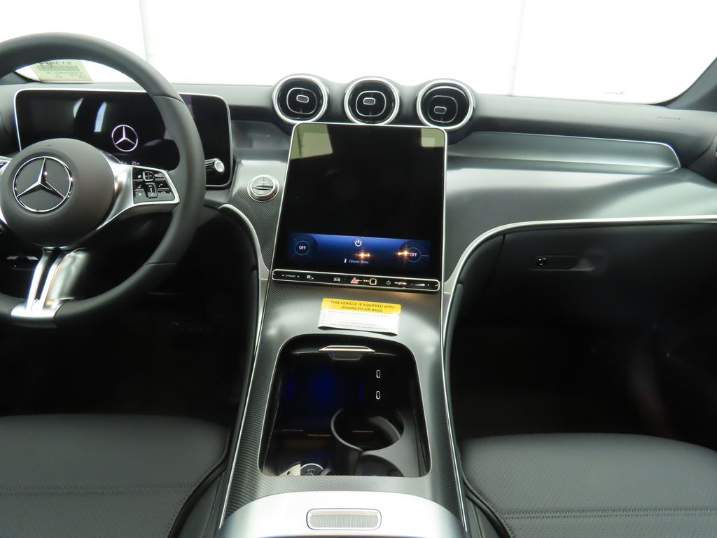 2025 Mercedes-Benz GLC 300 14