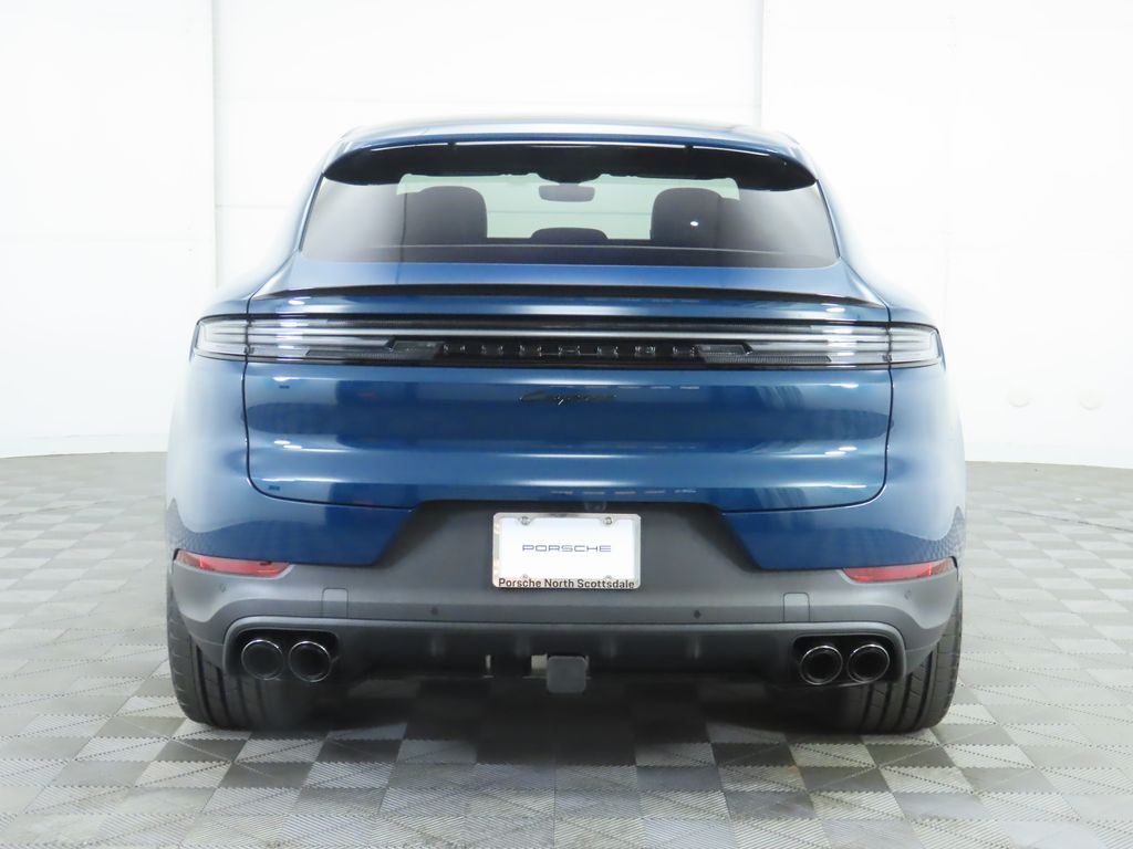 Thumbnail: 2025 Porsche  - 6