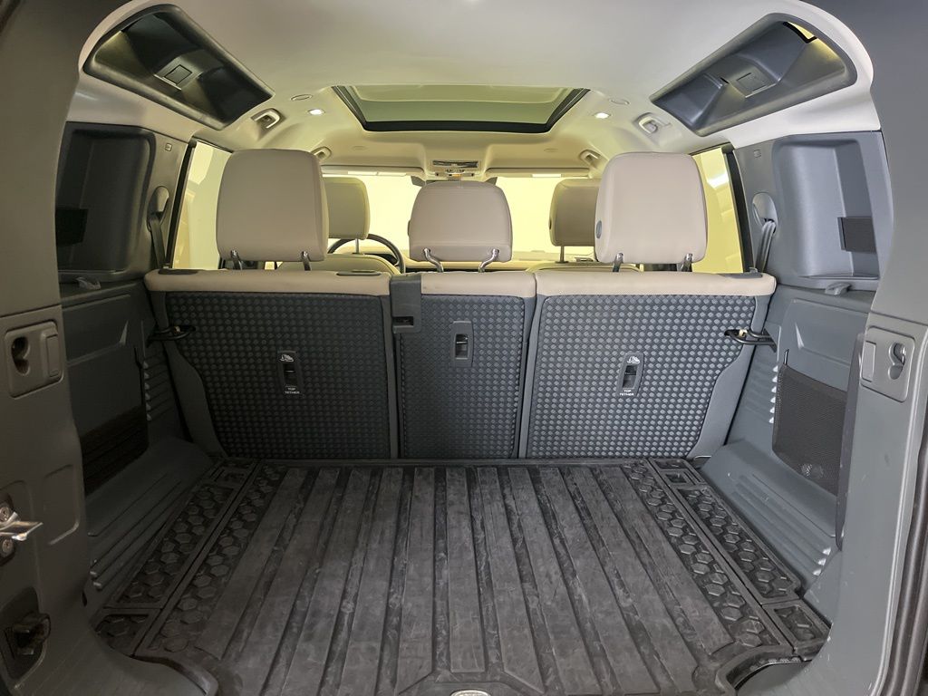 Thumbnail: 2024 Land Rover Defender - 26