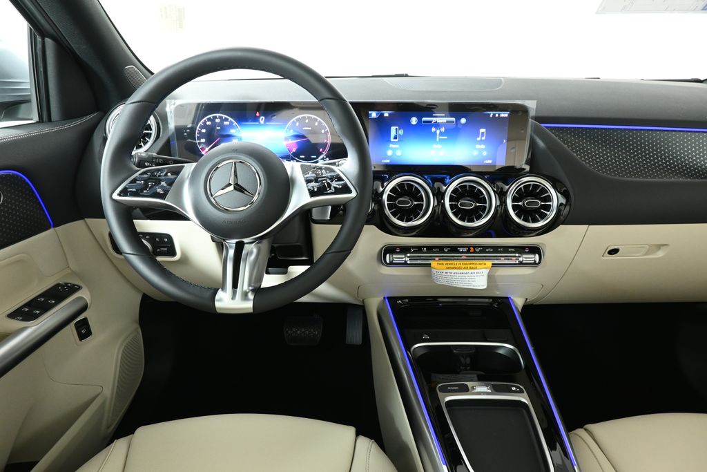 2025 Mercedes-Benz GLA 250 4MATIC 4