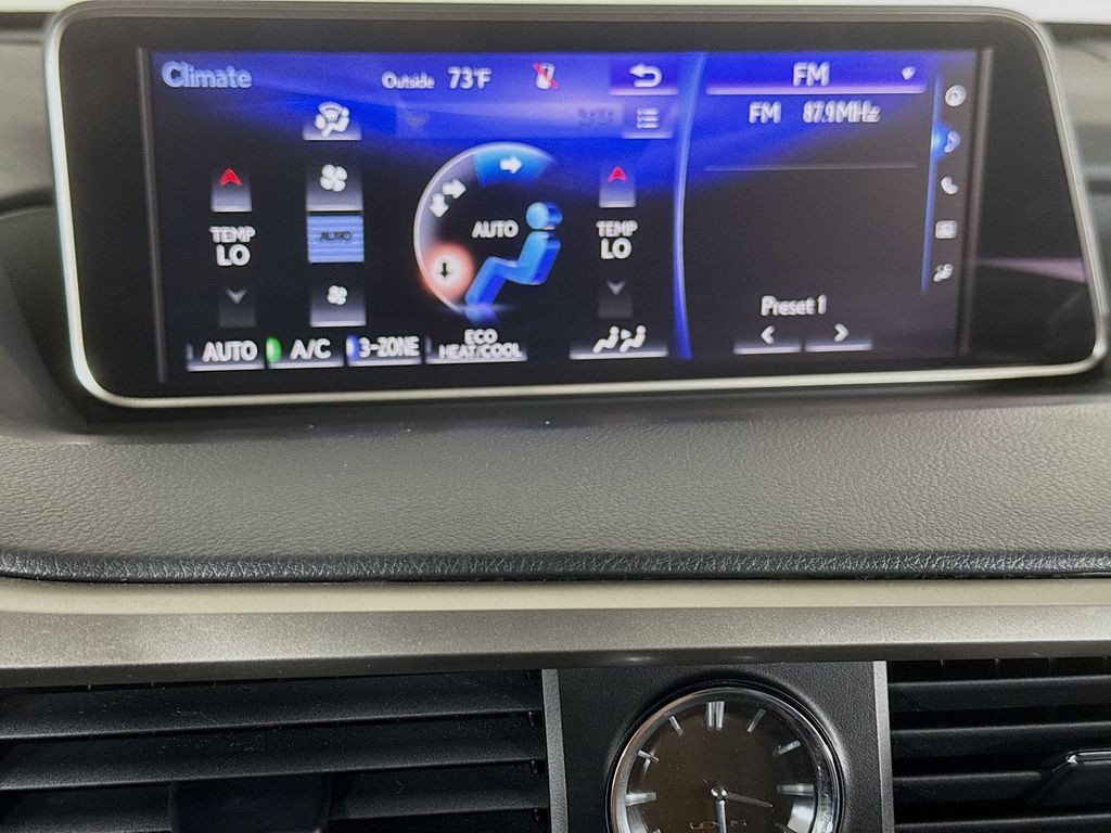 2019 Lexus RX  16