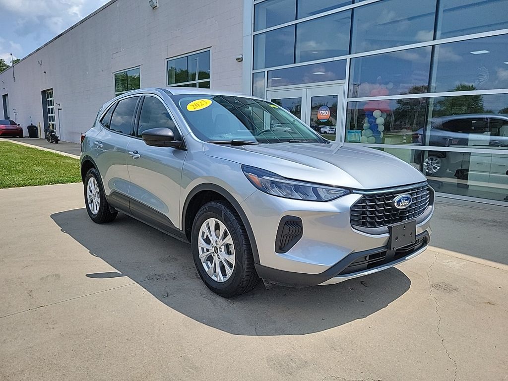 Silver Metallic 2023 Ford Escape SUV / Crossover All-Wheel Drive 8-Speed Automatic