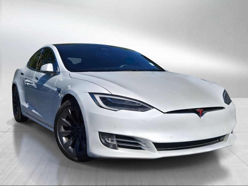 White 2020 Tesla Model S Sedan 1-Speed Automatic