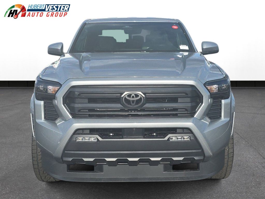 2025 Toyota Tacoma SR5 4x4 Double Cab photo 3