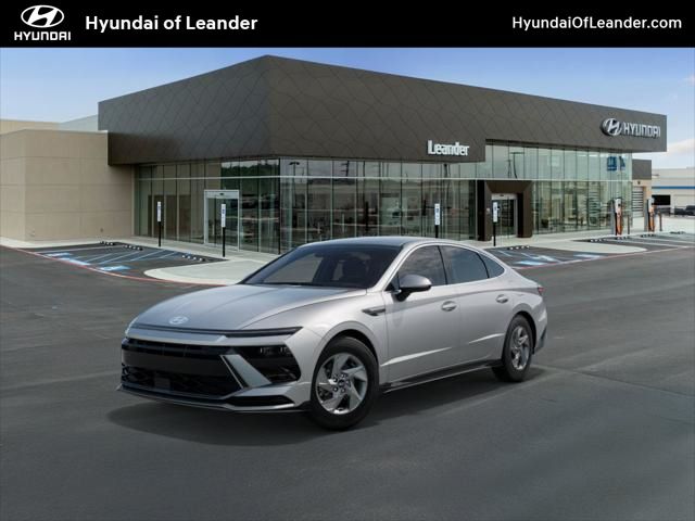 Silver 2025 Hyundai Sonata Sedan Front-Wheel Drive 8-Speed Automatic
