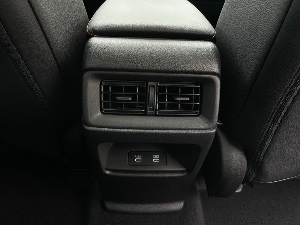 Thumbnail: 2026 Honda CR-V - 32