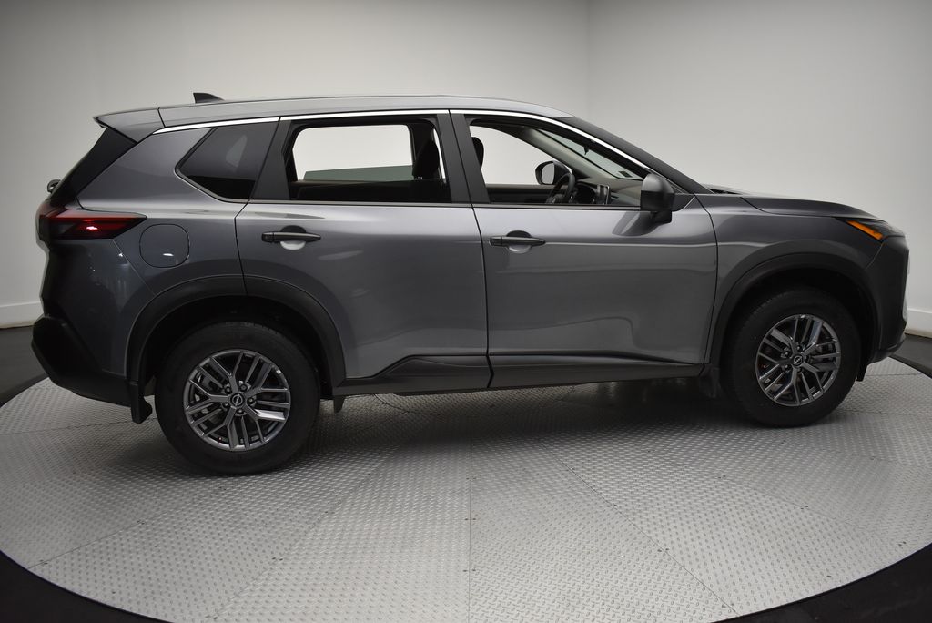 2023 Nissan Rogue S 4