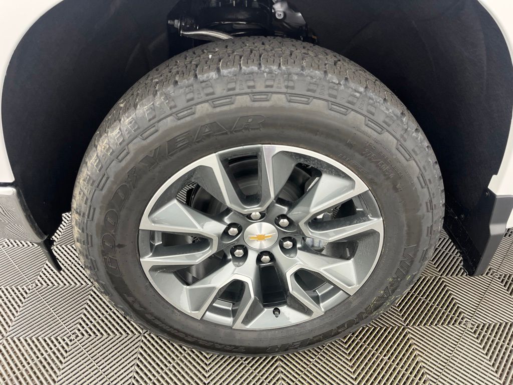 Thumbnail: 2026 Chevrolet Silverado 1500 - 20