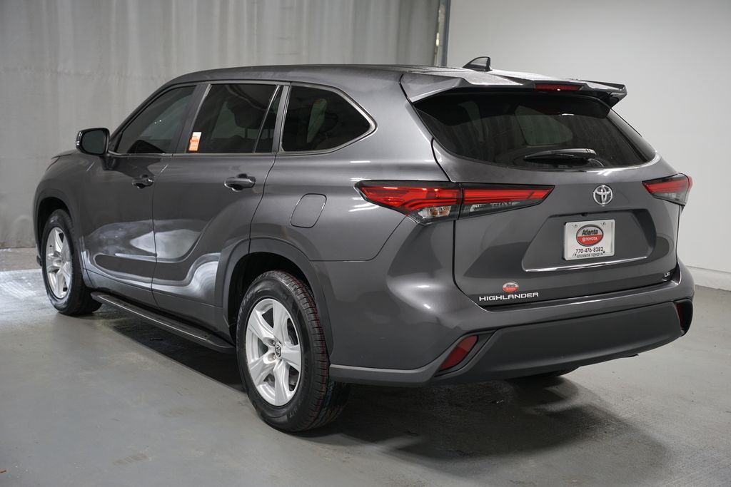 Thumbnail: 2023 Toyota Highlander - 6