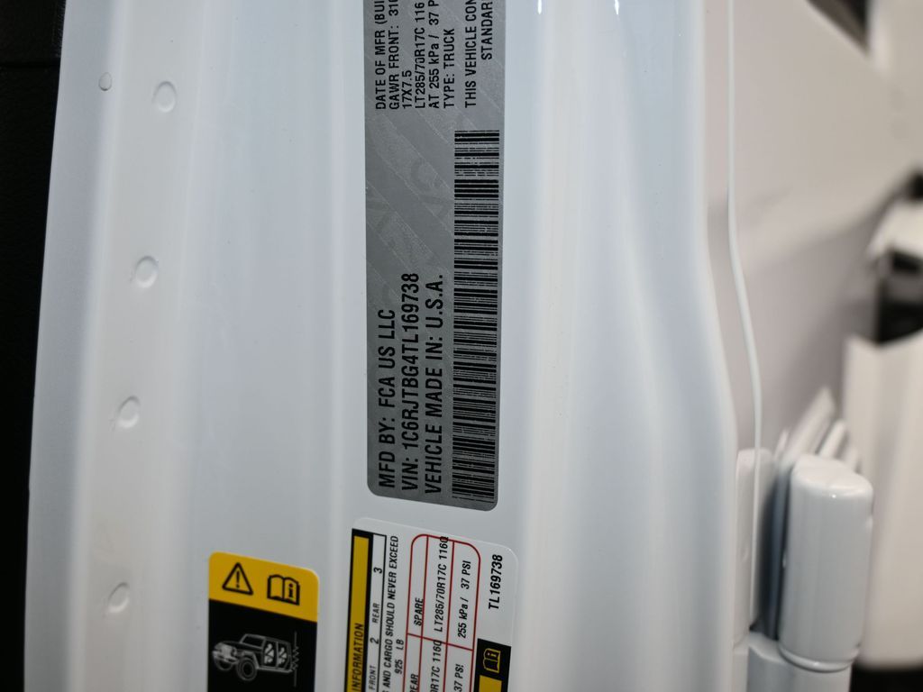 New 2026 Bright White Clearcoat Jeep Rubicon image 16