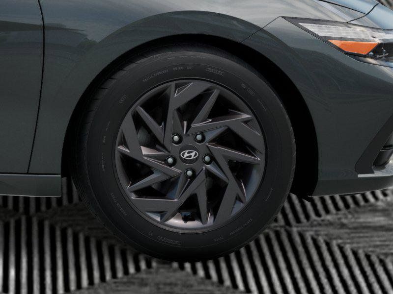 2026 Hyundai Elantra Hybrid — photo 8