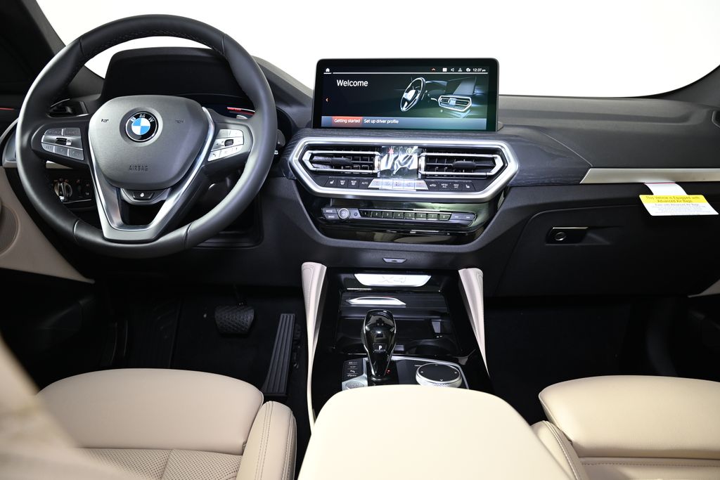 2025 BMW X4 xDrive30i 16