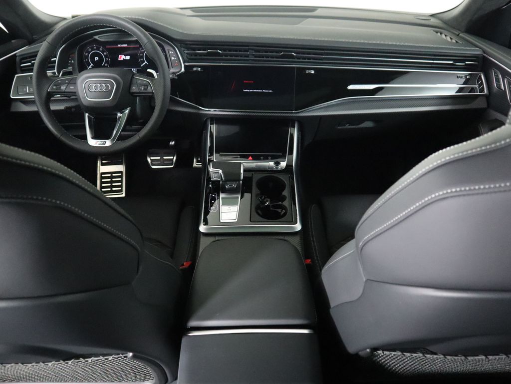 Thumbnail: 2026 Audi RS Q8 - 14