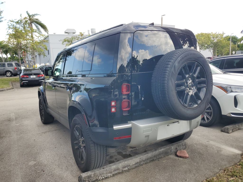 2025 Land Rover Defender