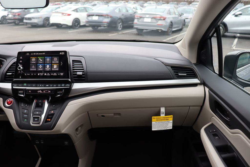 Thumbnail: 2026 Honda Odyssey - 17
