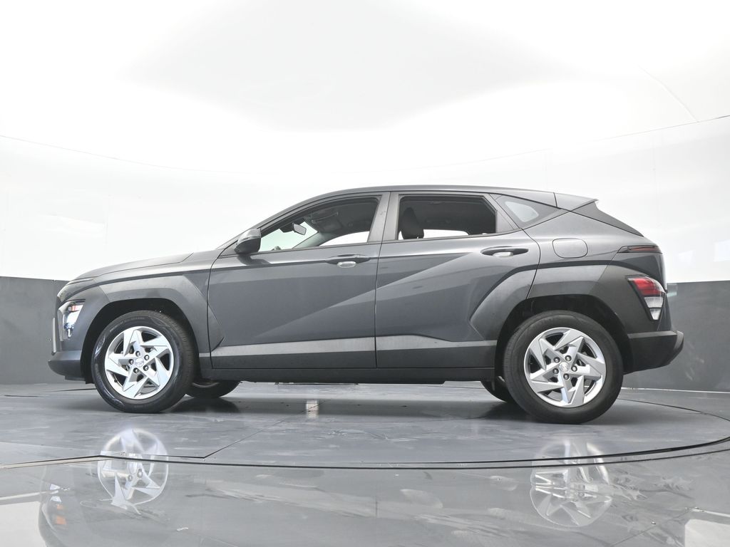 Used 2024 Ecotronic Gray Pearl Hyundai SE image 59