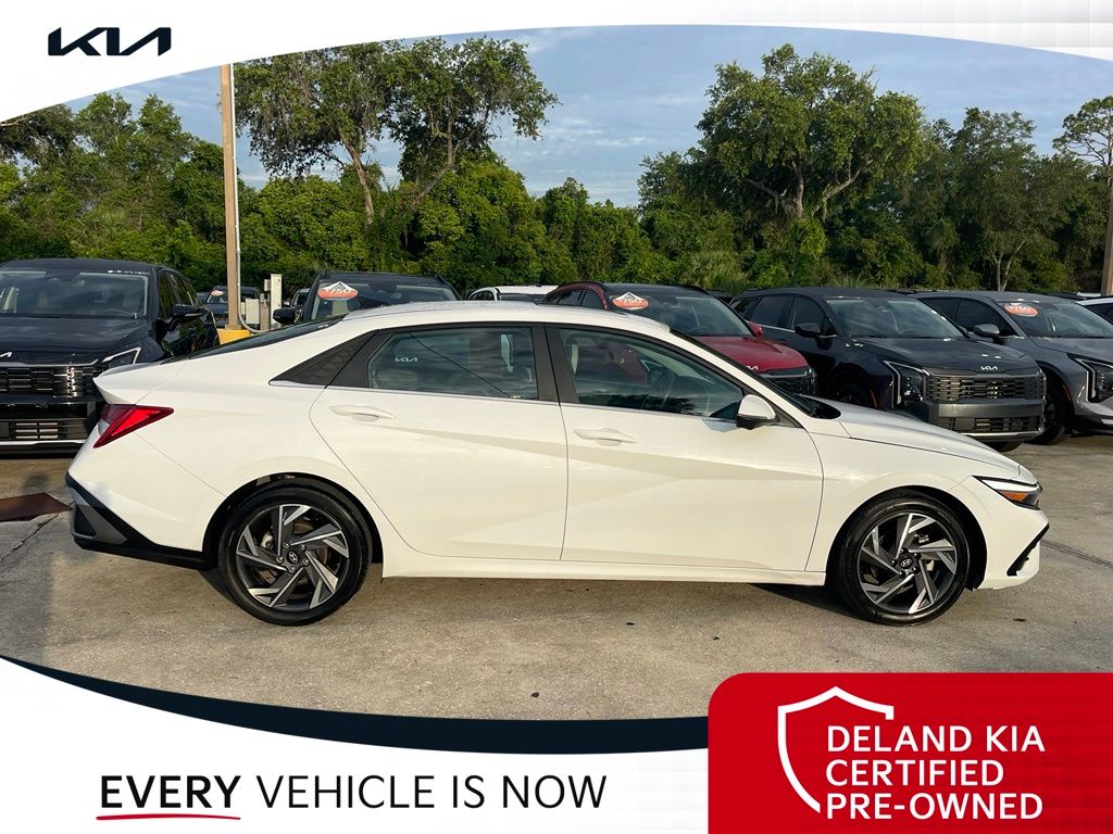 Used 2024 Hyundai Elantra Sedan