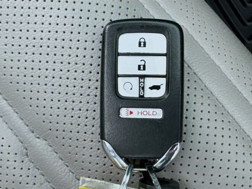 Used Car 2022 Honda Cr-v  Ex-l For Sale Under $30,000 In Austin, Texas
