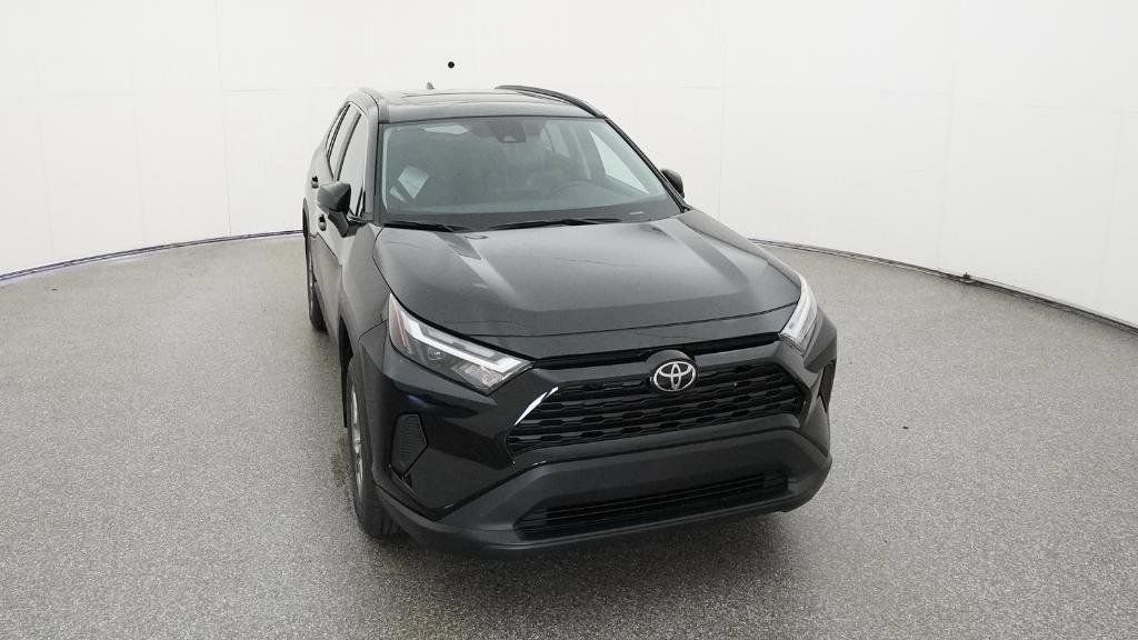 Thumbnail: 2025 Toyota RAV4 - 6