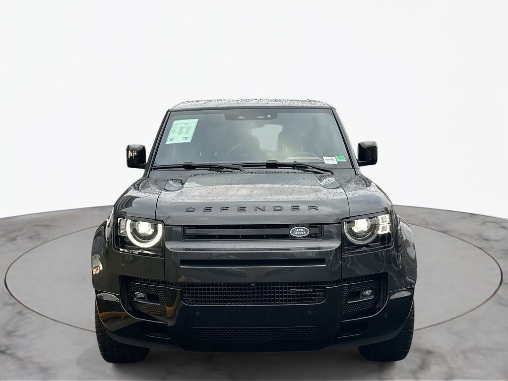 Thumbnail: 2023 Land Rover Defender - 4