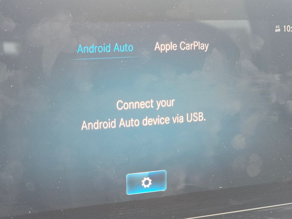 Used 2022 Black Mercedes-Benz GLA 250 image 4