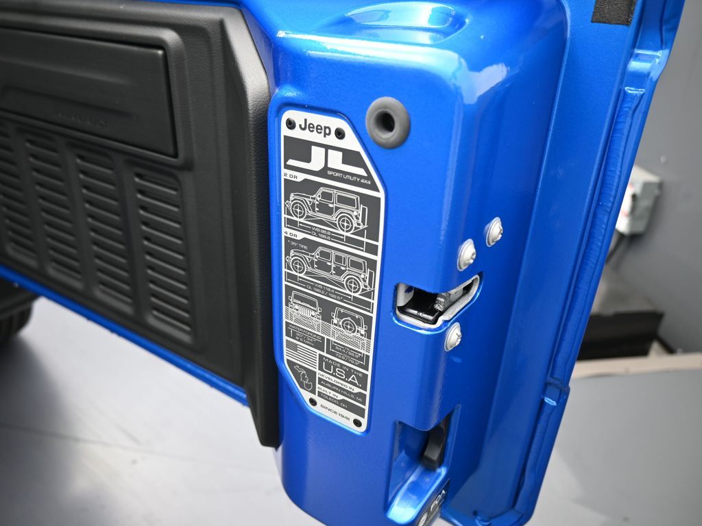 New 2026 Hydro Blue Pearl Coat Jeep Sport S image 28